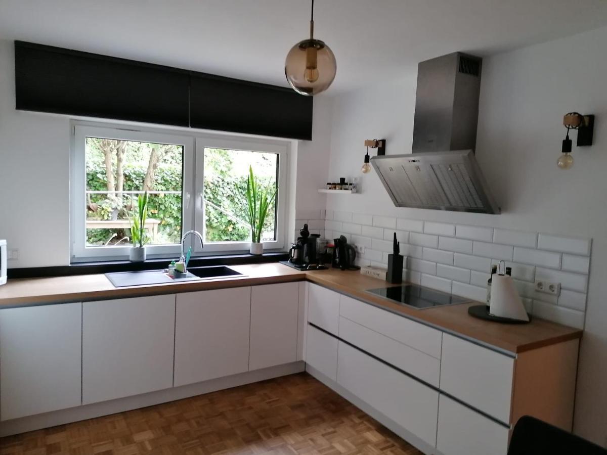 Moderne Familienfreundliche Wohnung Am Waldrand Von Pruem Mit Terrasse Екстериор снимка