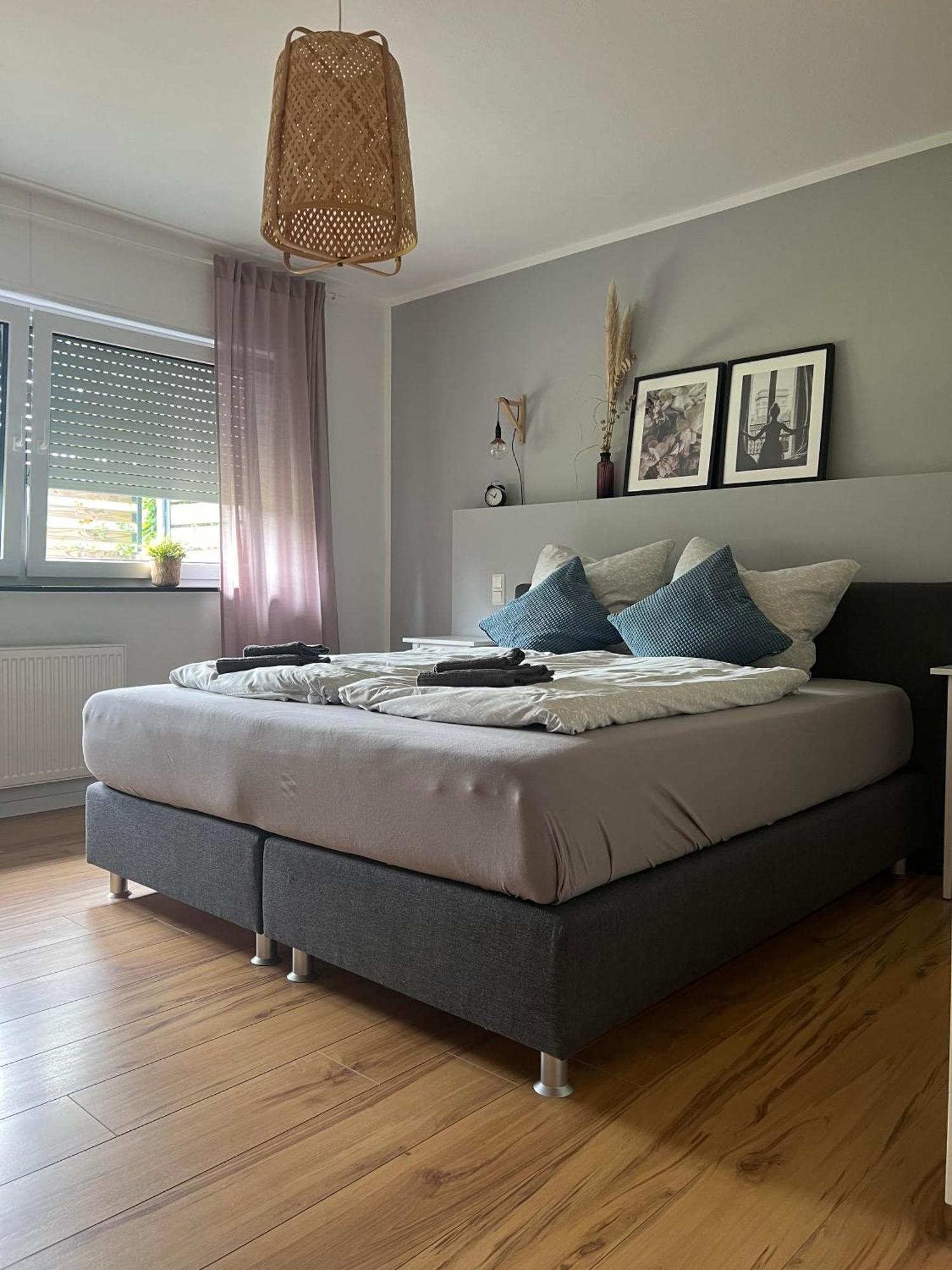 Moderne Familienfreundliche Wohnung Am Waldrand Von Pruem Mit Terrasse Екстериор снимка
