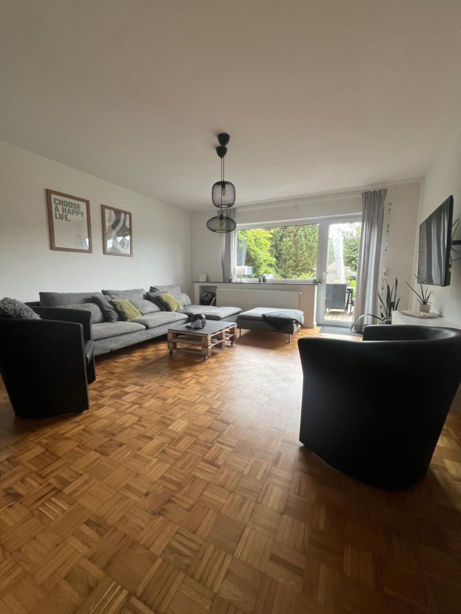 Moderne Familienfreundliche Wohnung Am Waldrand Von Pruem Mit Terrasse Екстериор снимка